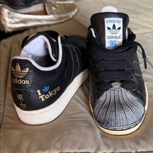 Adidas Superstar Black and White sneakers Tokyo 35th anniversary edition